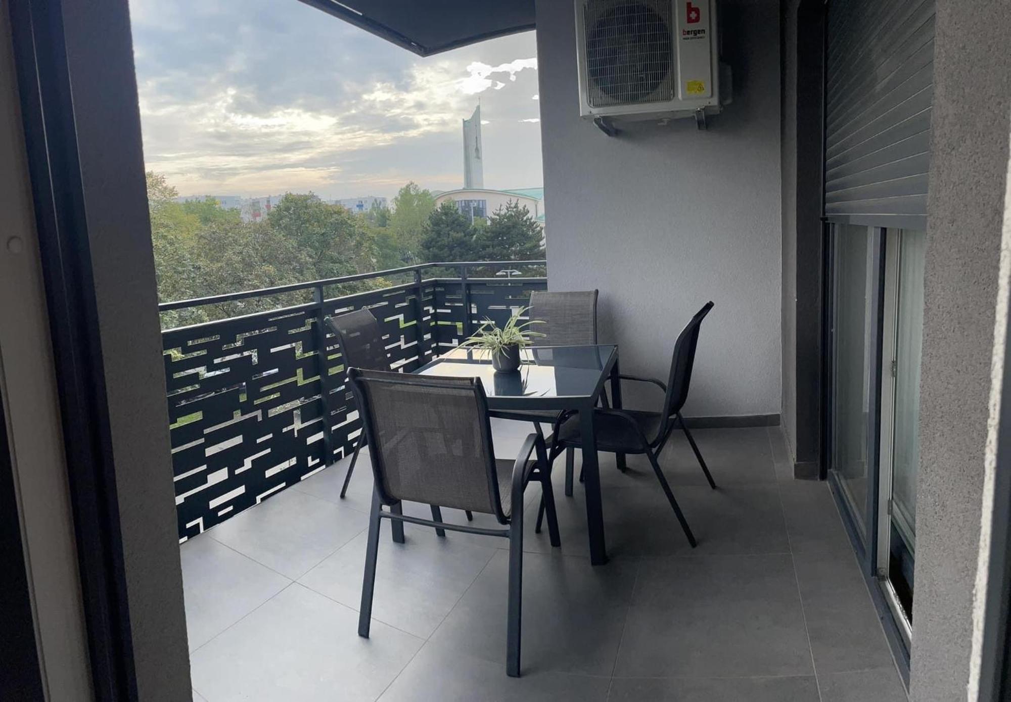 City East Apartment Zagreb With Private Parking Exterior photo